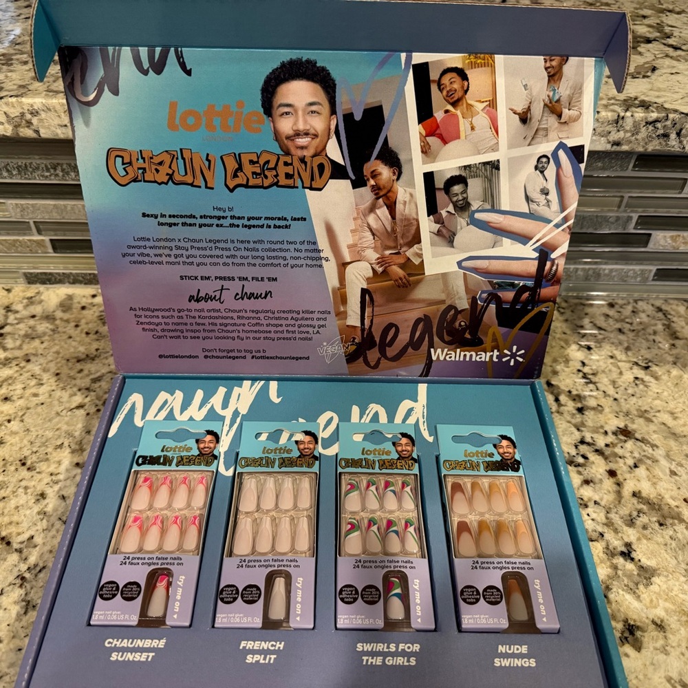 Lottie London x Chaun Legend Limited Edition Press On Nails Gift Set 4pc